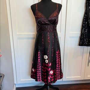 Charlotte Russe Charlotte Russe Black and Pink Midi Dress Size M (runs small)